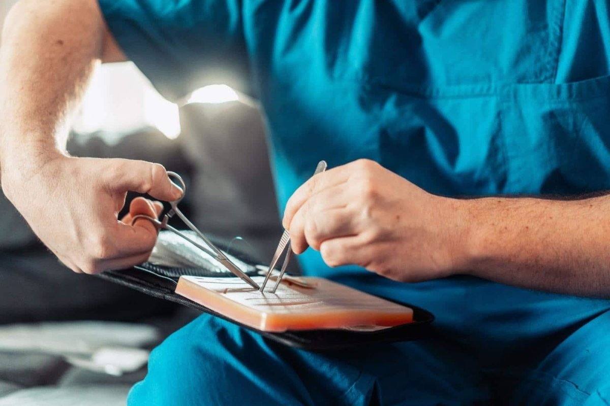 Medizinisches Übungs-Nahtset - Animus Medicus GmbH